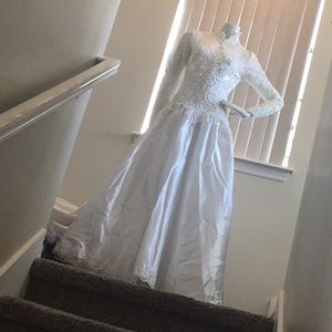 NINA BALDUCCI VINTAGE WEDDING GOWN